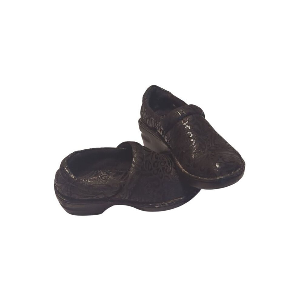 B.O.C Women's Black Tooled Paisley Peggy Clogs Shoes Size 38.5 - US 7.5